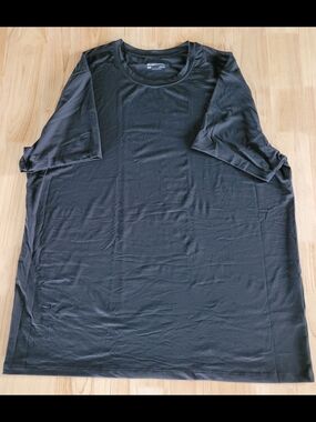 32 degree Tee Shirt ~ XXL